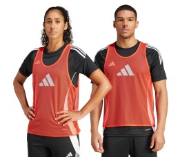 Znacznik adidas Training 24 BIB koralowy JF3245