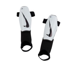 Ochraniacze piłkarskie dla dzieci Nike Charge białe DX4610 100